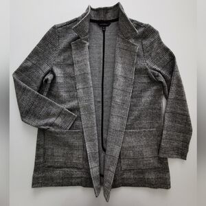Banana Republic Grey Plaid Soft Material Blazer / Jacket With Pockets